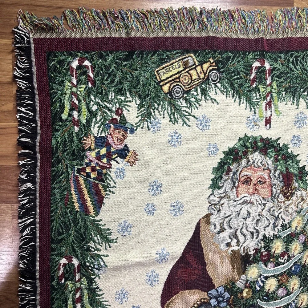 Goodwin Weaver Old World Christmas Santa Tapestry Fringe Throw Blanket 64x44 USA